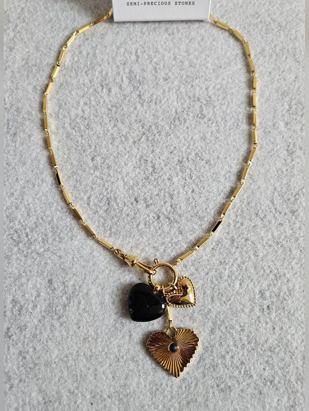 Madewell Engine Turned Lapis Heart Charm Necklace - Picture 5 of 14